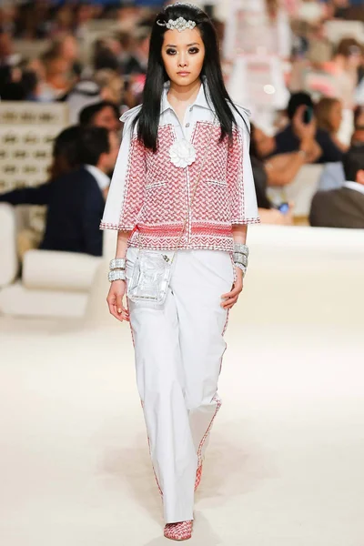Look 6